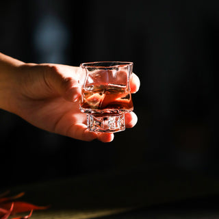 Creative Plum Sake In Glass Shot Glasses