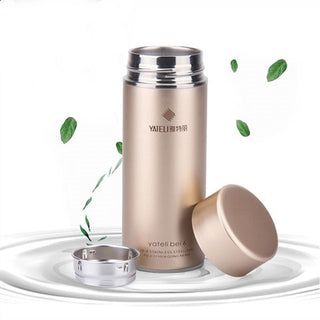 Stainless Steel Thermos with Magnetized Cup Lid