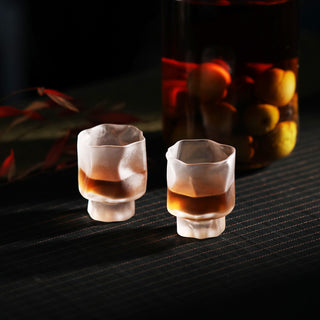 Creative Plum Sake In Glass Shot Glasses